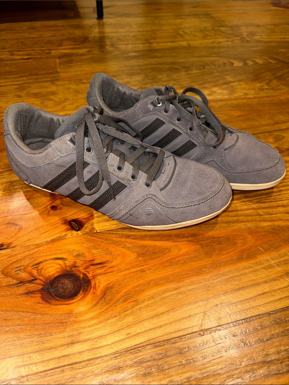 adidas Men's Gray Suede Low-Top Sneakers with Black Stripes